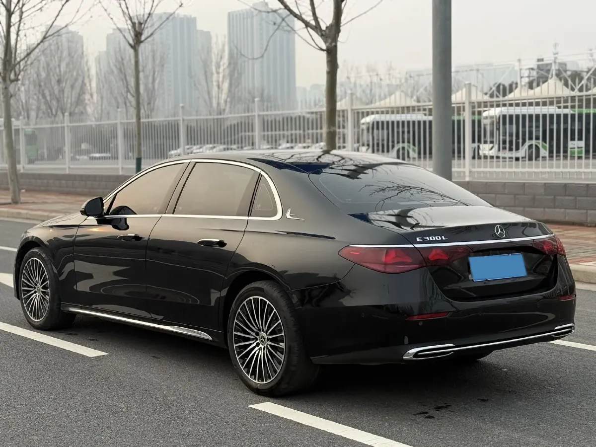 2024 Mercedes-Benz E Class 2.0T 258HP L4 9AT,autocango,china used car exporter,china ev exporter,chinese used car exporter,chinese used ev exporter
