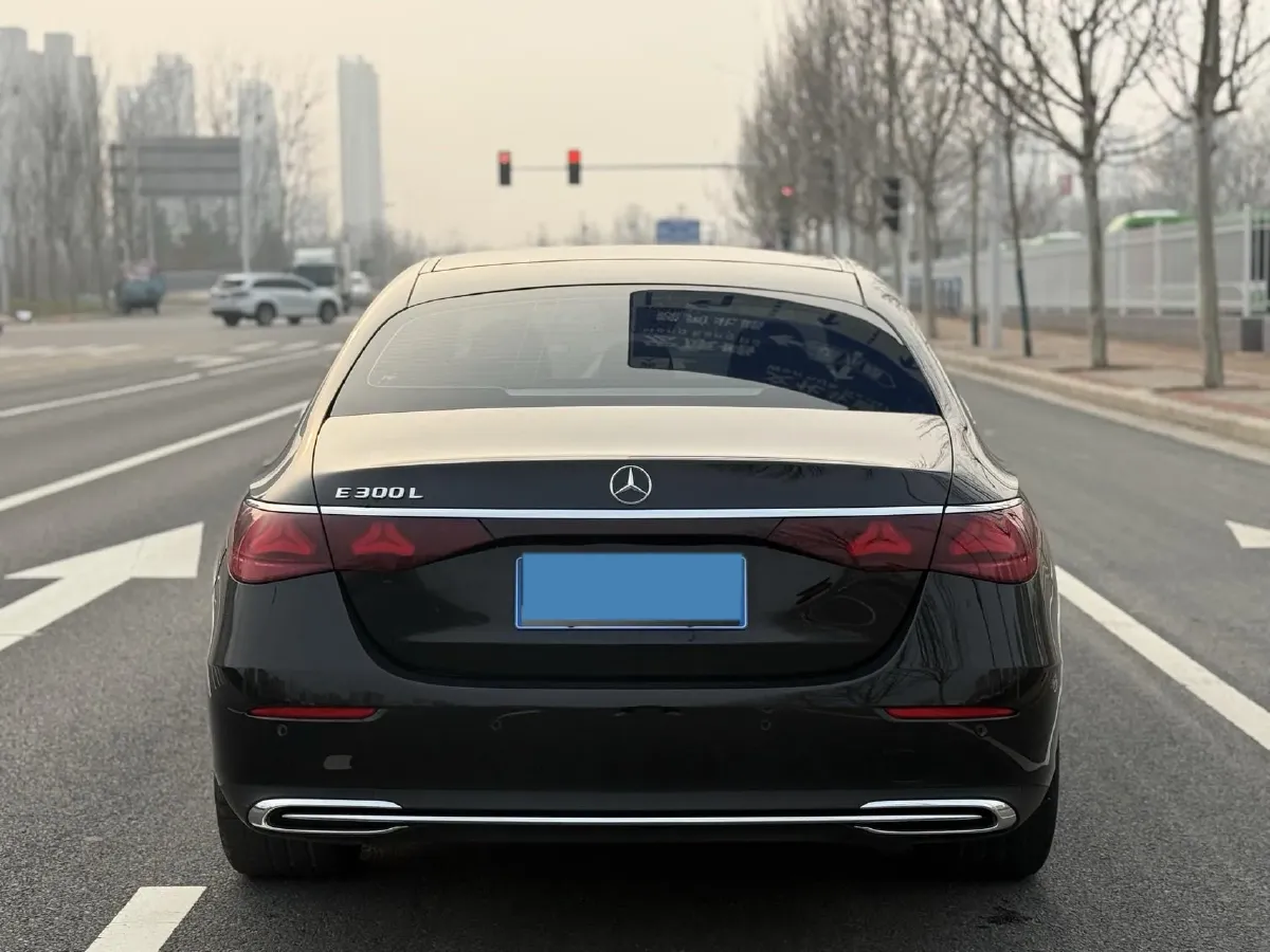 2024 Mercedes-Benz E Class 2.0T 258HP L4 9AT,autocango,china used car exporter,china ev exporter,chinese used car exporter,chinese used ev exporter