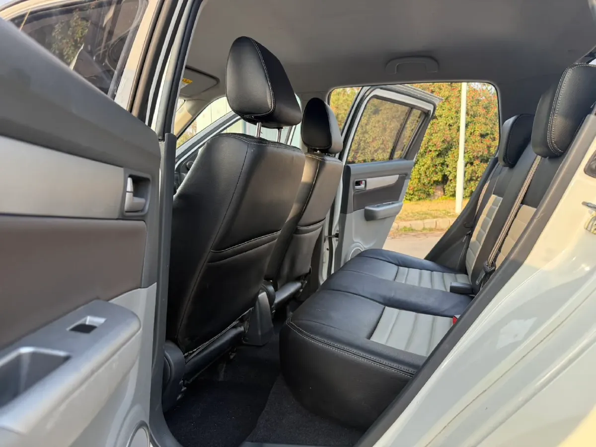 2016 JinBei ZhiShang S35 1.5L 102HP L4 5MT,autocango,china used car exporter,china ev exporter,chinese used car exporter,chinese used ev exporter