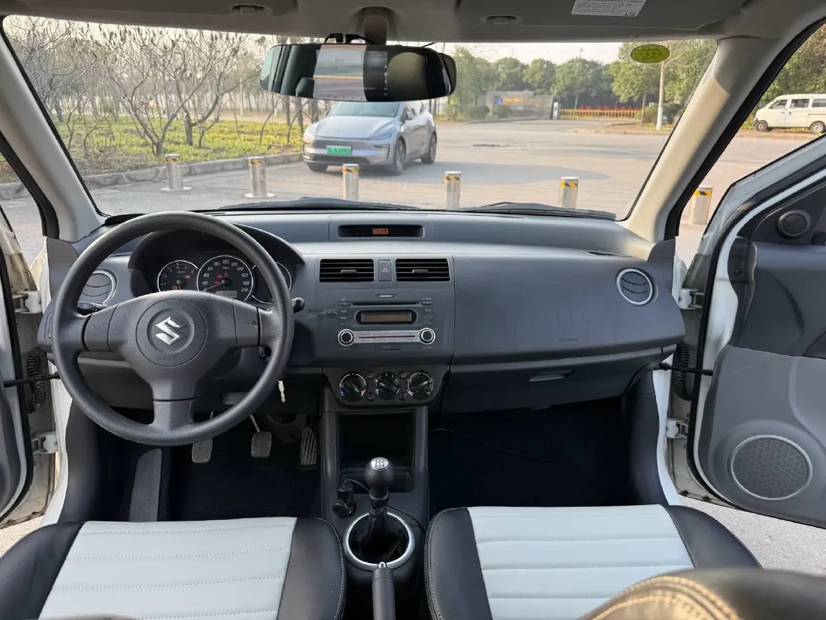 2016 JinBei ZhiShang S35 1.5L 102HP L4 5MT,autocango,china used car exporter,china ev exporter,chinese used car exporter,chinese used ev exporter