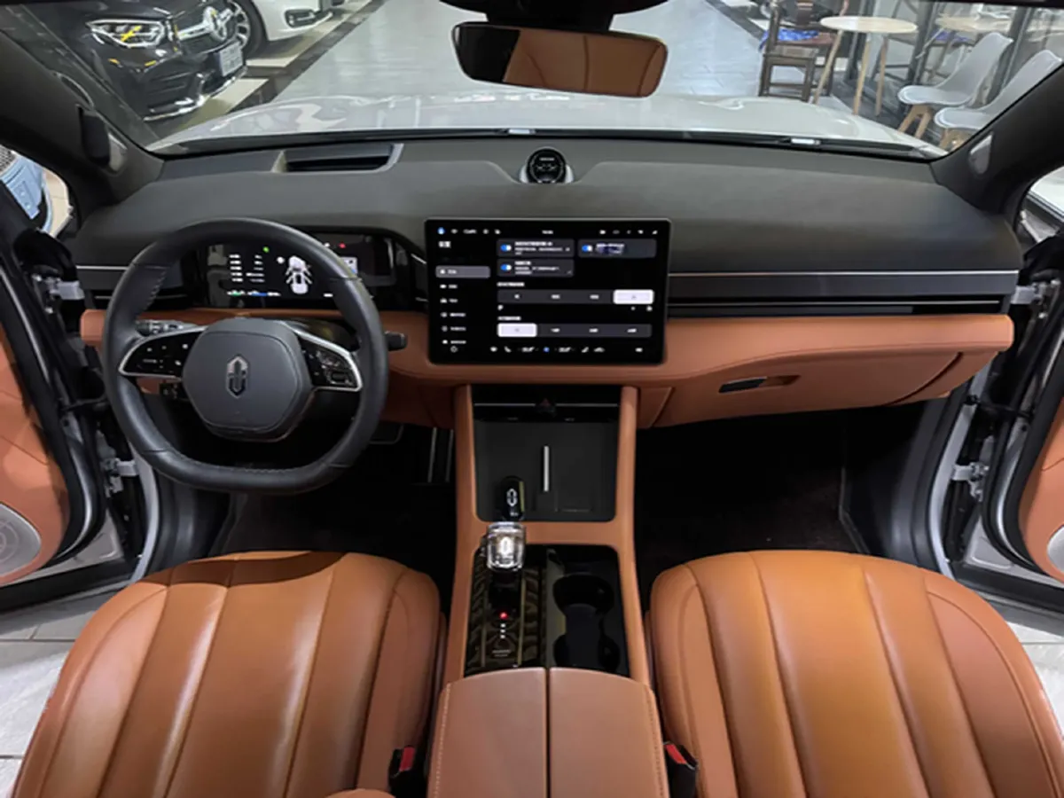 2024 AITO AITO M7 1.5T 152HP L4 REEV 40KWH,autocango,china used car exporter,china ev exporter,chinese used car exporter,chinese used ev exporter