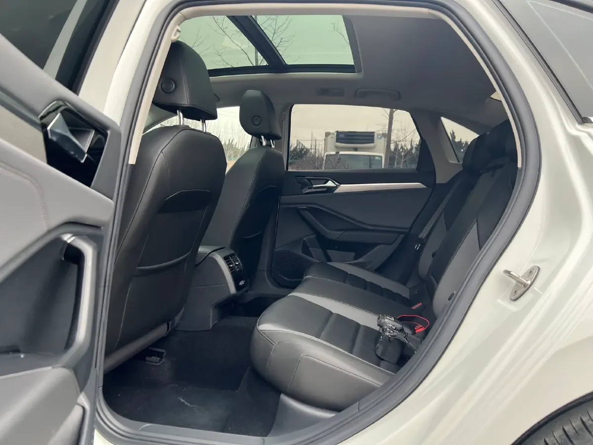 2022 Volkswagen Sagitar 1.4T 150HP L4 7DCT,autocango,china used car exporter,china ev exporter,chinese used car exporter,chinese used ev exporter