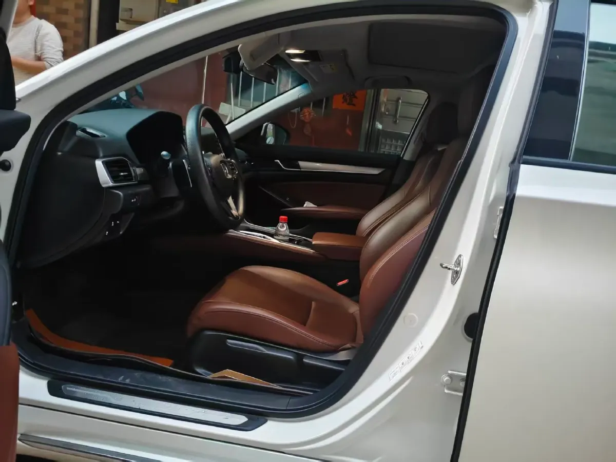 2019 Honda Inspire 2.0L 146HP L4 E-CVT Hybrid,autocango,china used car exporter,china ev exporter,chinese used car exporter,chinese used ev exporter