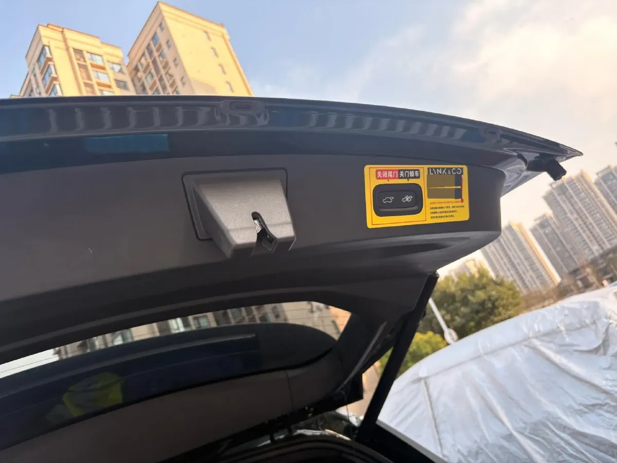 2023 LYNK&CO 06 1.5T 181HP L4 7DCT,autocango,china used car exporter,china ev exporter,chinese used car exporter,chinese used ev exporter