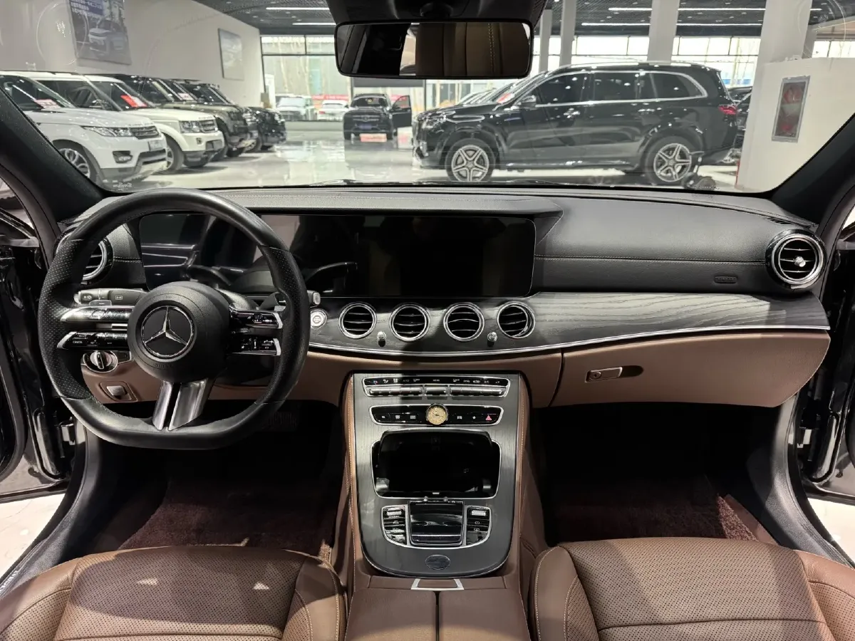 2021 Mercedes-Benz E Class 2.0T 258HP L4 9AT,autocango,china used car exporter,china ev exporter,chinese used car exporter,chinese used ev exporter