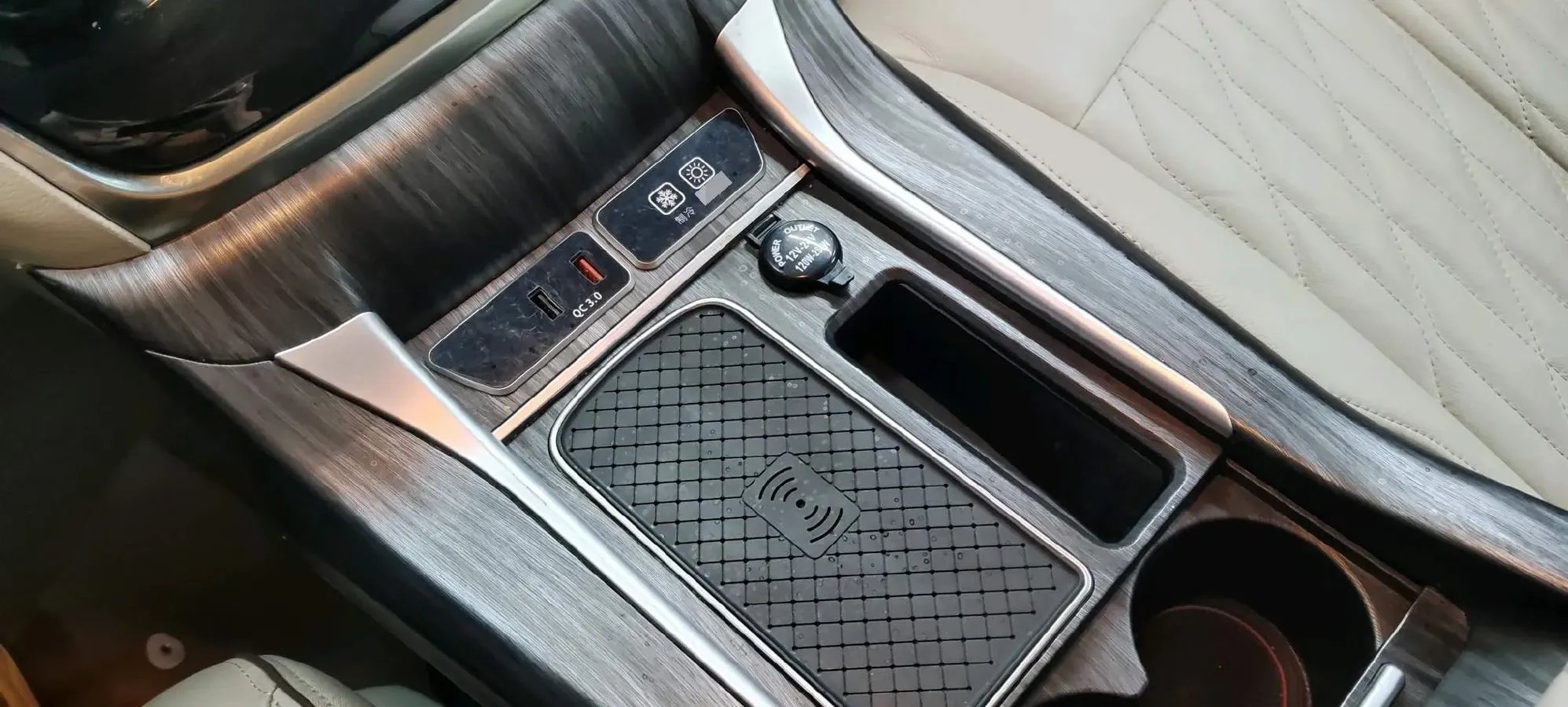 2021 Buick GL8 2.0T 237HP L4 9AT,autocango,china used car exporter,china ev exporter,chinese used car exporter,chinese used ev exporter