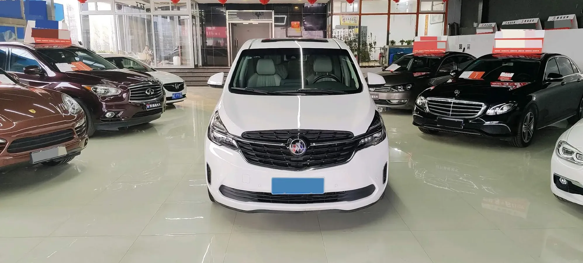 2021 Buick GL8 2.0T 237HP L4 9AT,autocango,china used car exporter,china ev exporter,chinese used car exporter,chinese used ev exporter