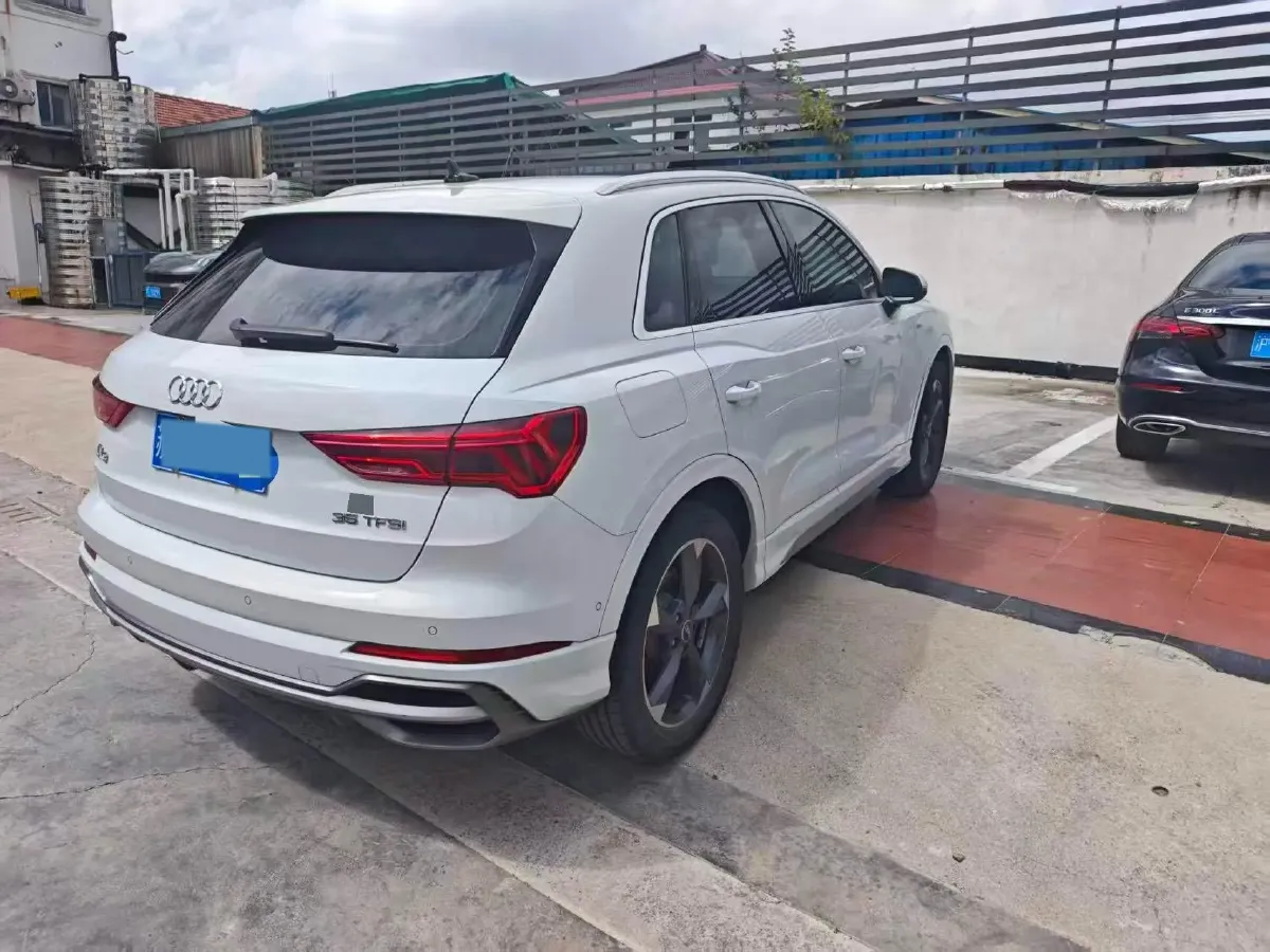 2021 Audi Q3 1.4T 150HP L4 7DCT,autocango,china used car exporter,china ev exporter,chinese used car exporter,chinese used ev exporter