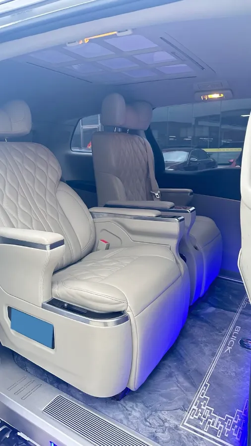 2023 Buick GL8 2.0T 237HP L4 9AT,autocango,china used car exporter,china ev exporter,chinese used car exporter,chinese used ev exporter