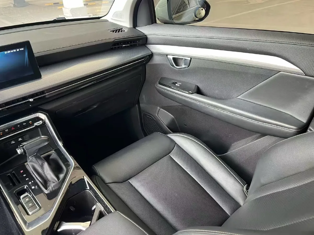 2021 WuLing XingChen 1.5T 147HP L4 CVT,autocango,china used car exporter,china ev exporter,chinese used car exporter,chinese used ev exporter