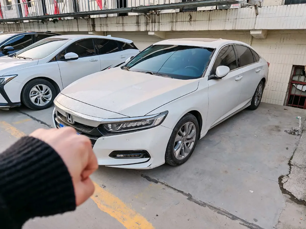 2018 Honda Accord 1.5T 194HP L4 CVT,autocango,china used car exporter,china ev exporter,chinese used car exporter,chinese used ev exporter