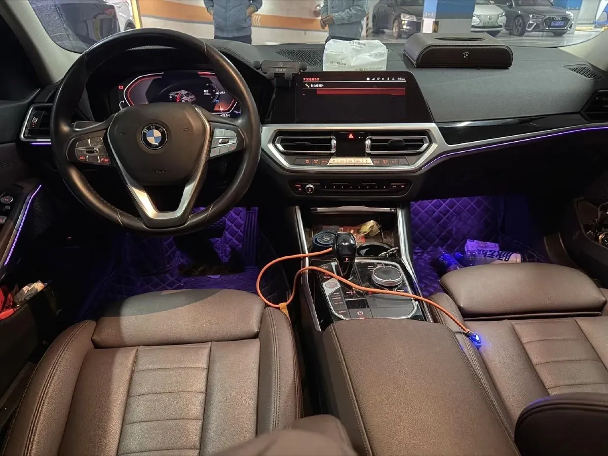 2020 BMW 3 Series 2.0T 184HP L4 8AT,autocango,china used car exporter,china ev exporter,chinese used car exporter,chinese used ev exporter