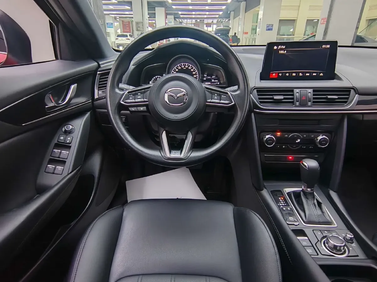 2021 Mazda CX-4 2.0L 158HP L4 6AT,autocango,china used car exporter,china ev exporter,chinese used car exporter,chinese used ev exporter