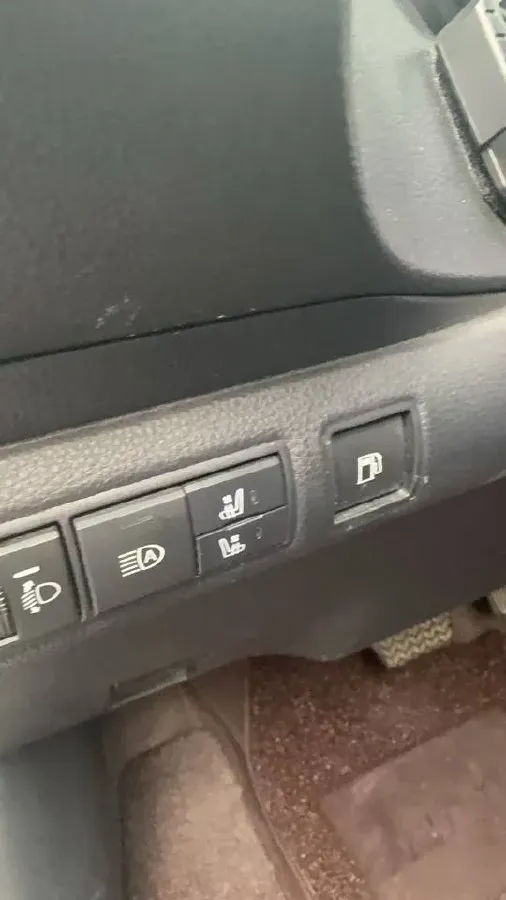 2023 Toyota Corolla 1.8L 98HP L4 E-CVT Hybrid,autocango,china used car exporter,china ev exporter,chinese used car exporter,chinese used ev exporter