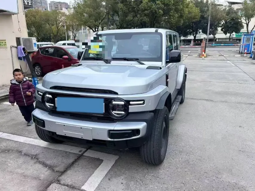 2025 Yufeng Auto Golden Warehouse BEV,autocango,china used car exporter,china ev exporter,chinese used car exporter,chinese used ev exporter