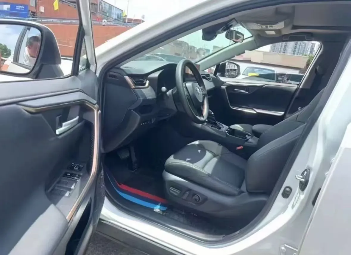 2023 Toyota Wildlander 2.0L 171HP L4 CVT,autocango,china used car exporter,china ev exporter,chinese used car exporter,chinese used ev exporter