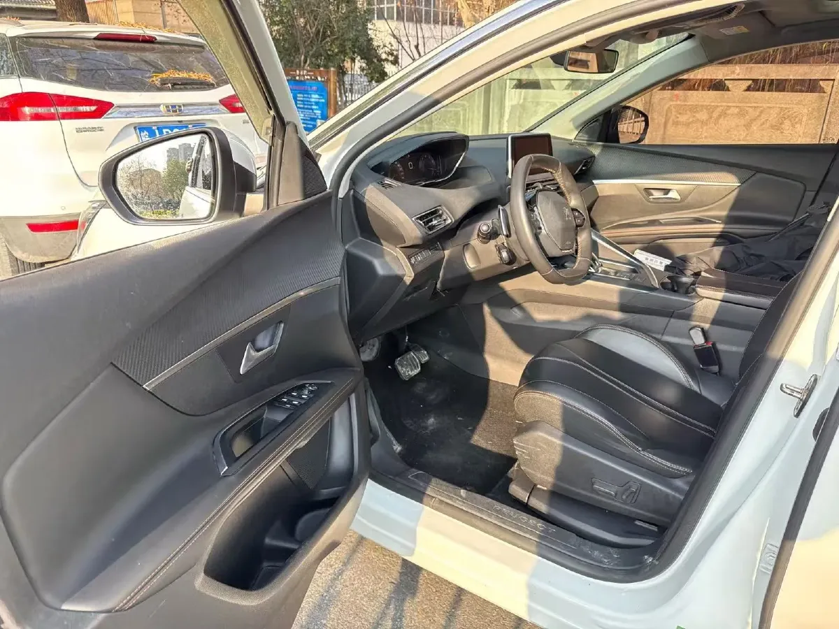 2019 Peugeot 4008 1.6T 167HP L4 6AT,autocango,china used car exporter,china ev exporter,chinese used car exporter,chinese used ev exporter