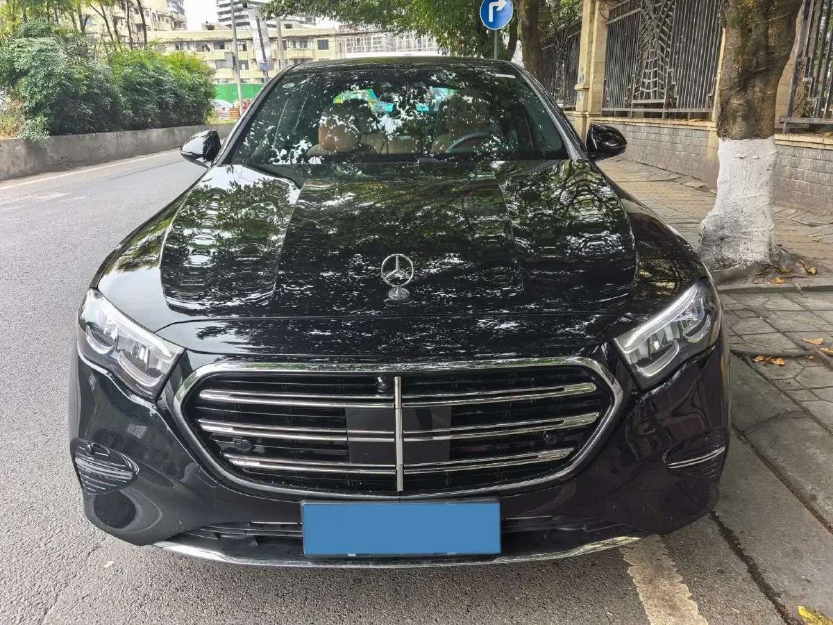 2025 Mercedes-Benz E Class 2.0T 258HP L4 9AT,autocango,china used car exporter,china ev exporter,chinese used car exporter,chinese used ev exporter