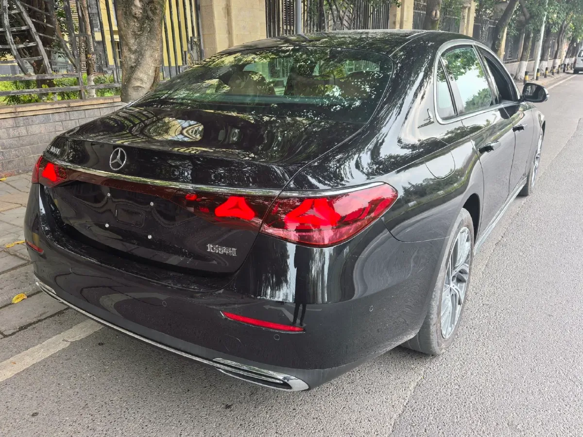 2025 Mercedes-Benz E Class 2.0T 258HP L4 9AT,autocango,china used car exporter,china ev exporter,chinese used car exporter,chinese used ev exporter