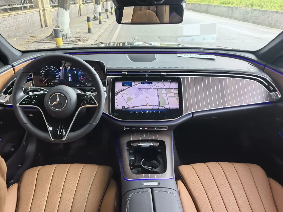 2025 Mercedes-Benz E Class 2.0T 258HP L4 9AT,autocango,china used car exporter,china ev exporter,chinese used car exporter,chinese used ev exporter