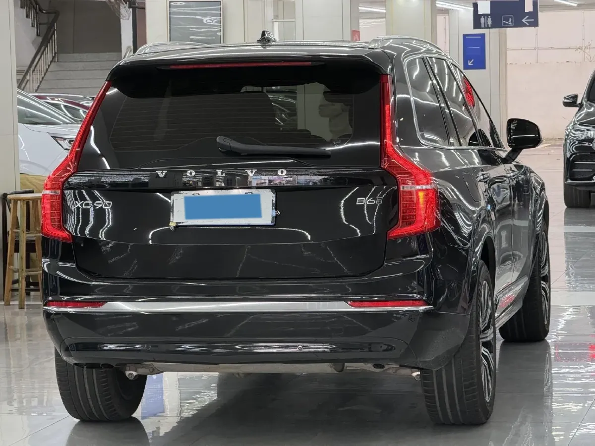 2023 Volvo XC90 2.0T 299HP L4 8AT,autocango,china used car exporter,china ev exporter,chinese used car exporter,chinese used ev exporter