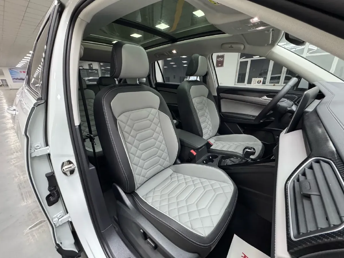 2023 Volkswagen Tayron 1.4T 150HP L4 7DCT,autocango,china used car exporter,china ev exporter,chinese used car exporter,chinese used ev exporter