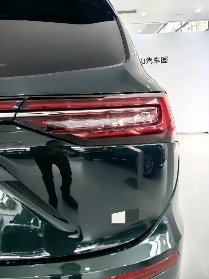 2024 AITO AITO M7 1.5T 152HP L4 REEV 42KWH,autocango,china used car exporter,china ev exporter,chinese used car exporter,chinese used ev exporter