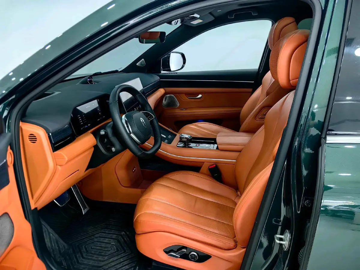 2024 AITO AITO M7 1.5T 152HP L4 REEV 42KWH,autocango,china used car exporter,china ev exporter,chinese used car exporter,chinese used ev exporter