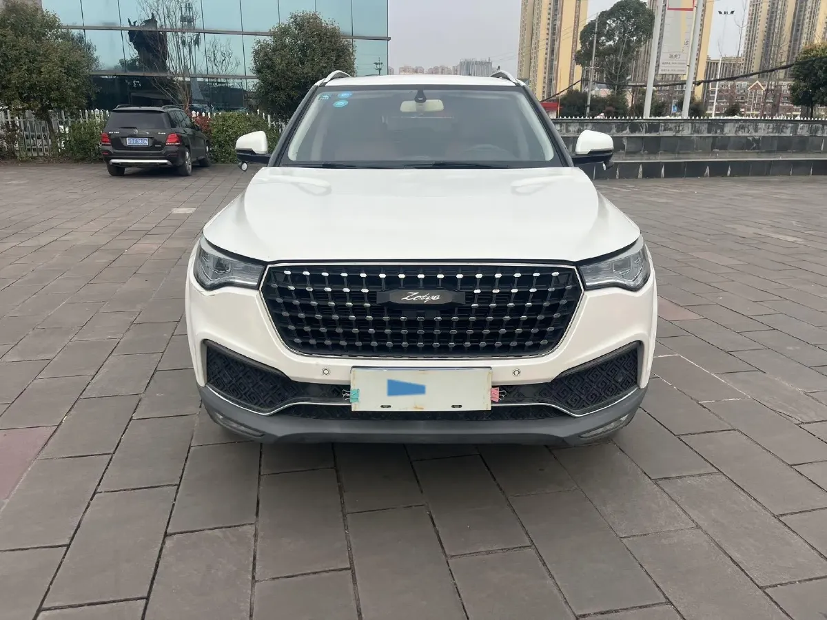 2017 Zotye T700 1.8T 177HP L4 6DCT,autocango,china used car exporter,china ev exporter,chinese used car exporter,chinese used ev exporter