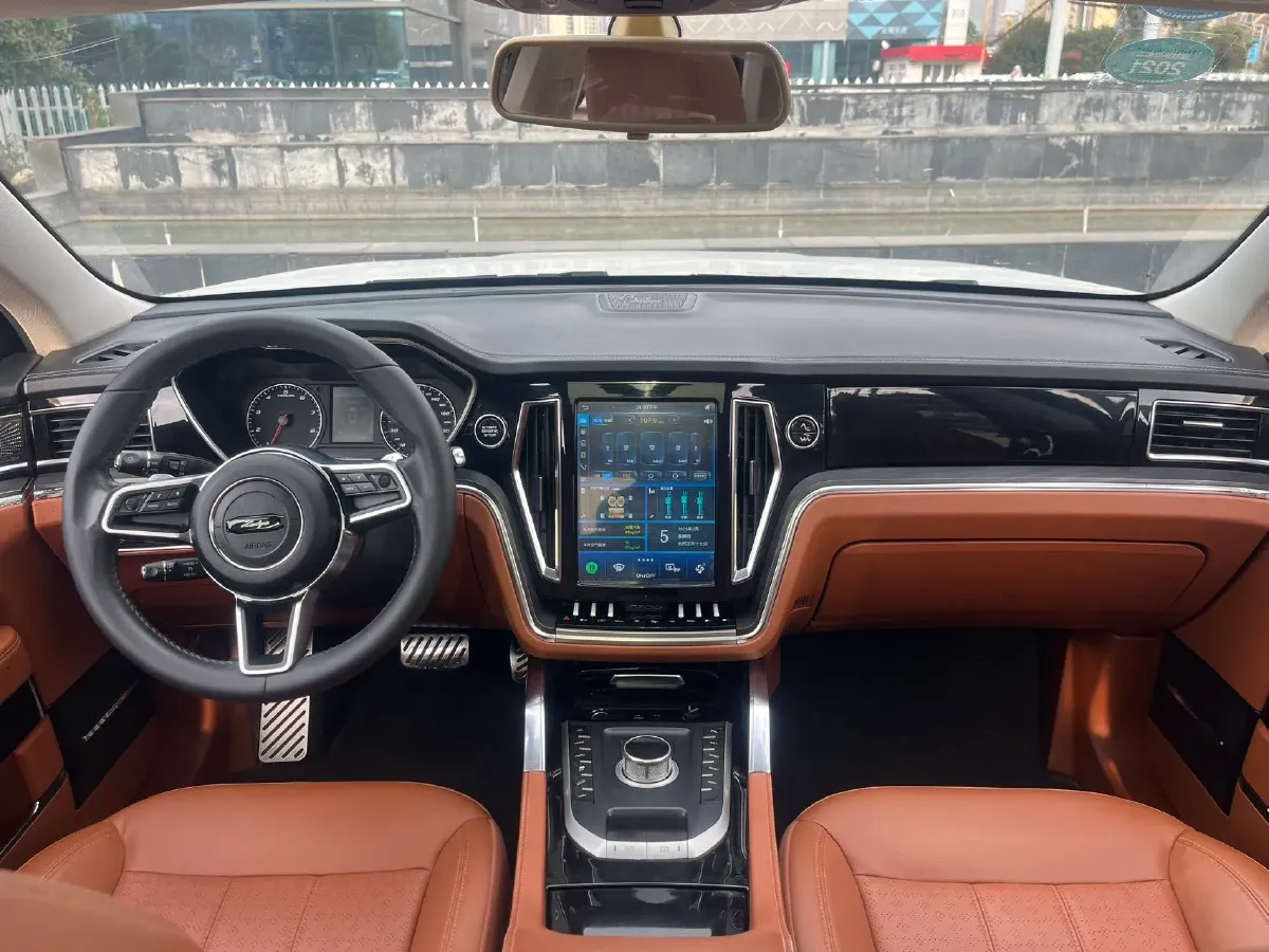 2017 Zotye T700 1.8T 177HP L4 6DCT,autocango,china used car exporter,china ev exporter,chinese used car exporter,chinese used ev exporter