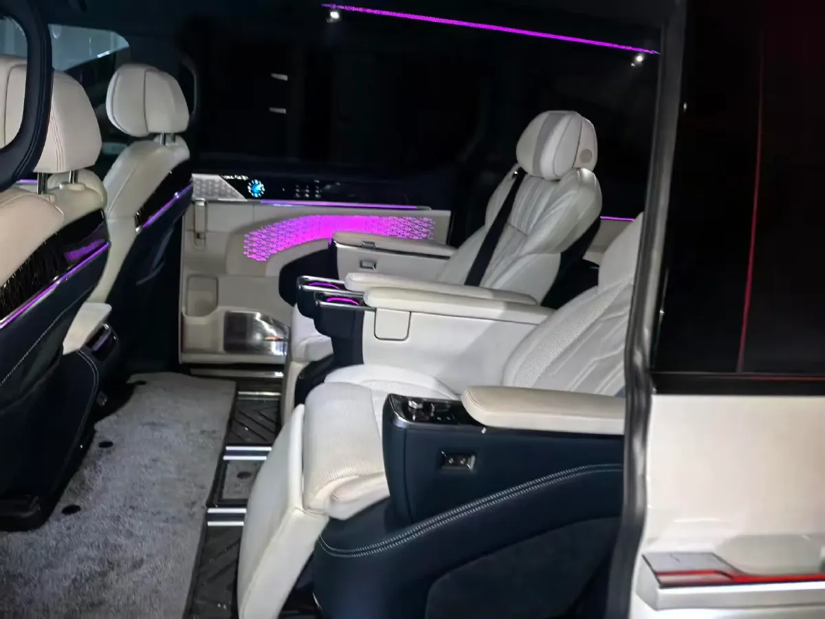 2022 Zeekr 009 BEV 116KWH,autocango,china used car exporter,china ev exporter,chinese used car exporter,chinese used ev exporter