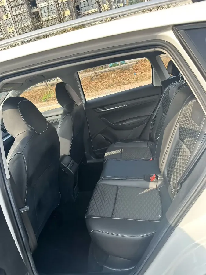 2018 Skoda Kamiq 1.5L 112HP L4 5MT,autocango,china used car exporter,china ev exporter,chinese used car exporter,chinese used ev exporter