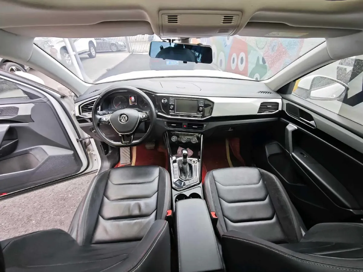 2019 Jeep Cherokee 2.0T 234HP L4 9AT,autocango,china used car exporter,china ev exporter,chinese used car exporter,chinese used ev exporter