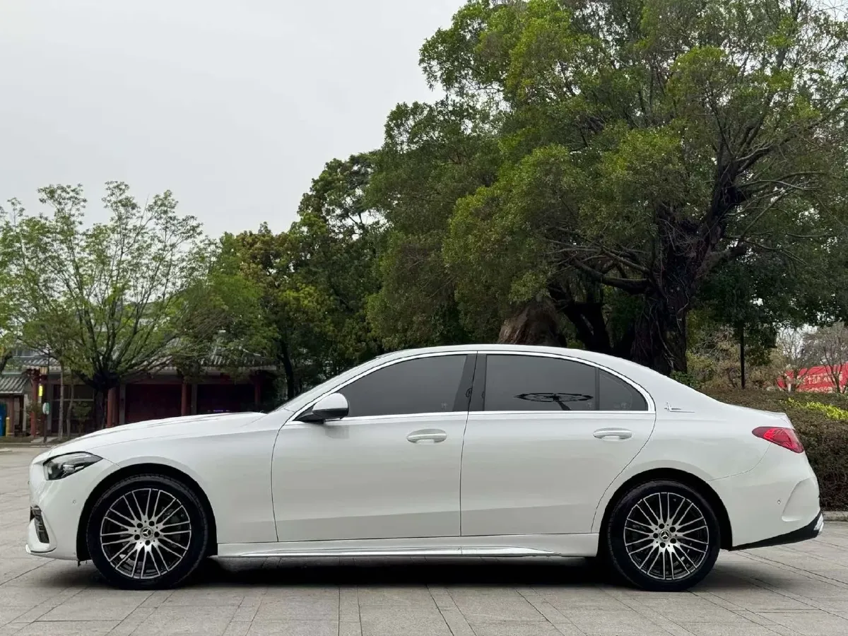 2023 Mercedes-Benz C Class 1.5T 170HP L4 9AT,autocango,china used car exporter,china ev exporter,chinese used car exporter,chinese used ev exporter