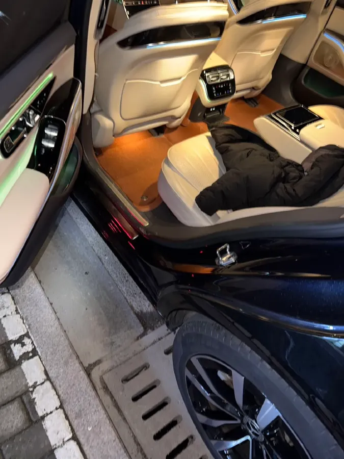 2022 Mercedes-Benz S Class 2.5T 313HP L6 9AT,autocango,china used car exporter,china ev exporter,chinese used car exporter,chinese used ev exporter