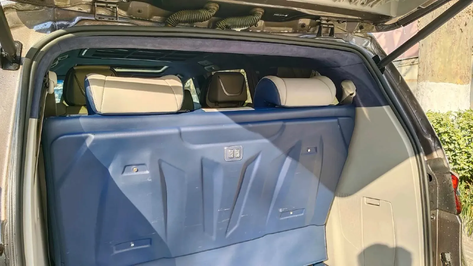 2021 Buick GL8 2.0T 237HP L4 9AT,autocango,china used car exporter,china ev exporter,chinese used car exporter,chinese used ev exporter