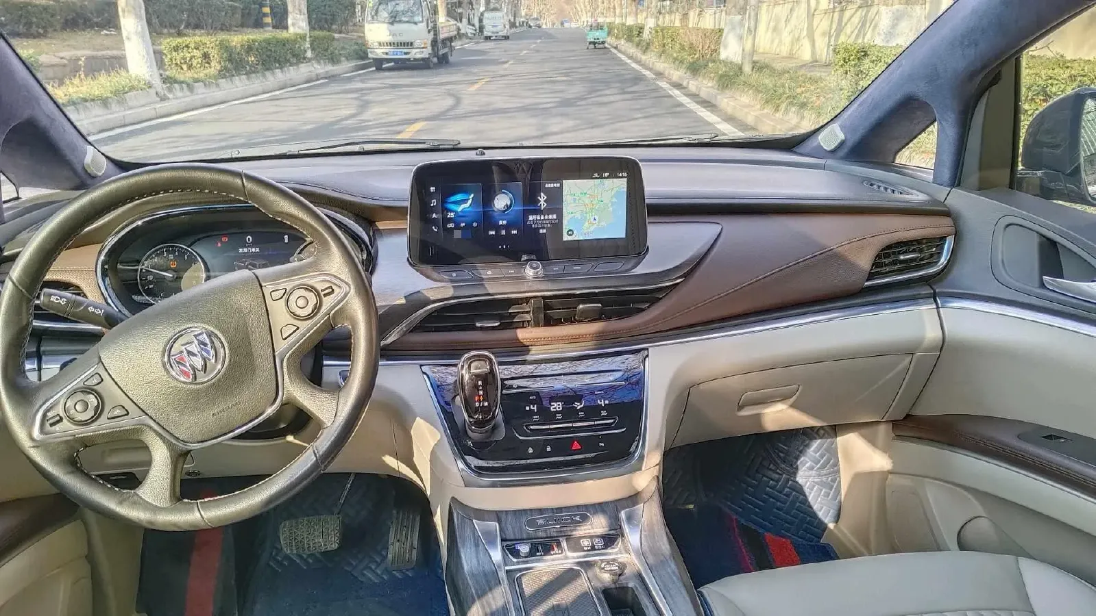 2021 Buick GL8 2.0T 237HP L4 9AT,autocango,china used car exporter,china ev exporter,chinese used car exporter,chinese used ev exporter