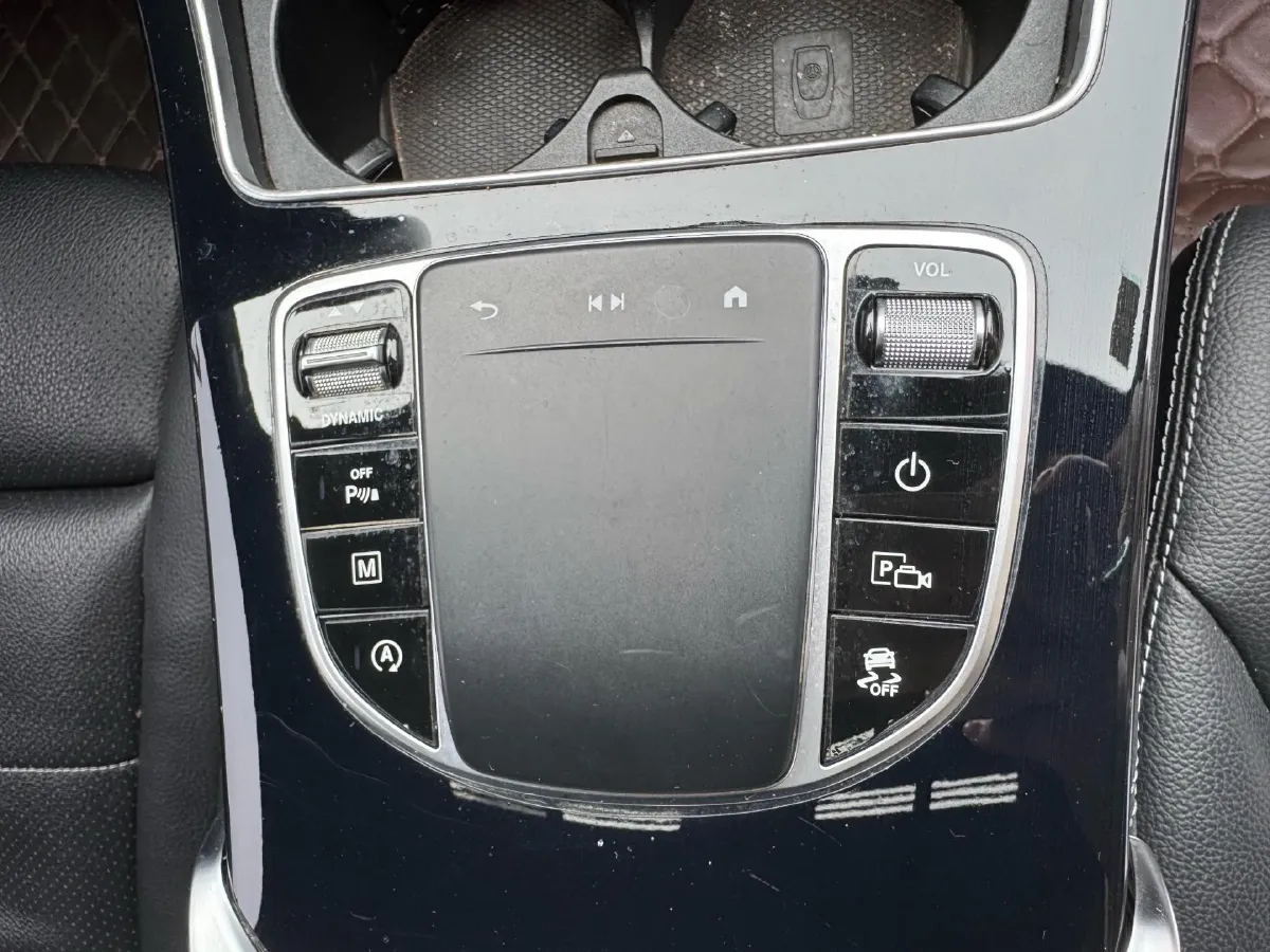 2020 Mercedes-Benz GLC Coupe 2.0T 197HP L4 9AT,autocango,china used car exporter,china ev exporter,chinese used car exporter,chinese used ev exporter