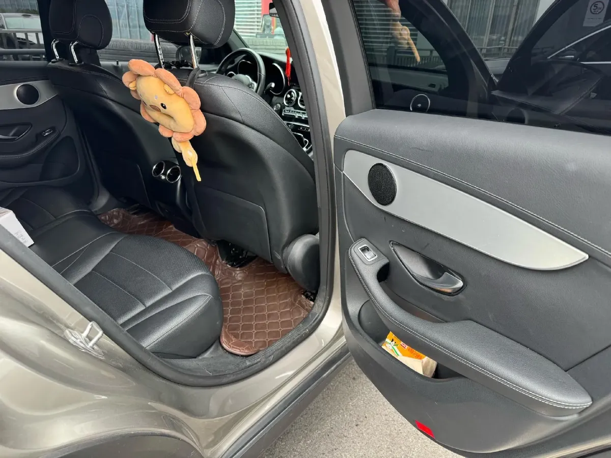 2020 Mercedes-Benz GLC Coupe 2.0T 197HP L4 9AT,autocango,china used car exporter,china ev exporter,chinese used car exporter,chinese used ev exporter