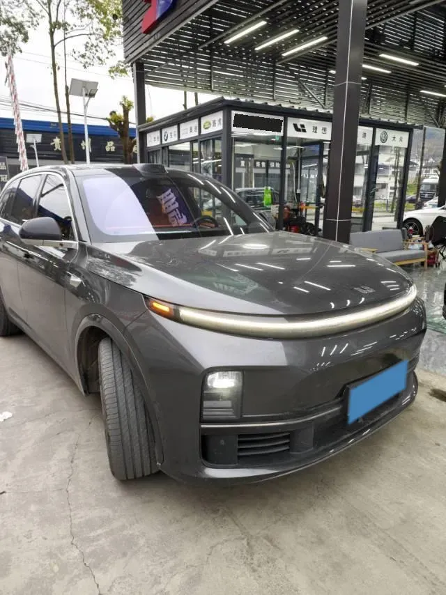 2023 Li L7 Range Extended 154HP REEV 40.9KWH,autocango,china used car exporter,china ev exporter,chinese used car exporter,chinese used ev exporter