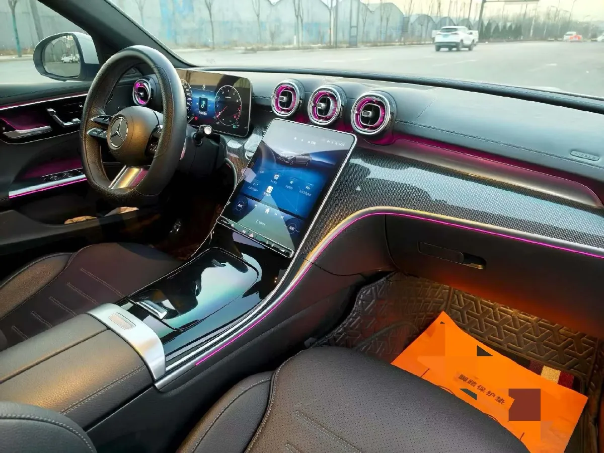 2025 Mercedes-Benz C Class 1.5T 204HP L4 9AT,autocango,china used car exporter,china ev exporter,chinese used car exporter,chinese used ev exporter