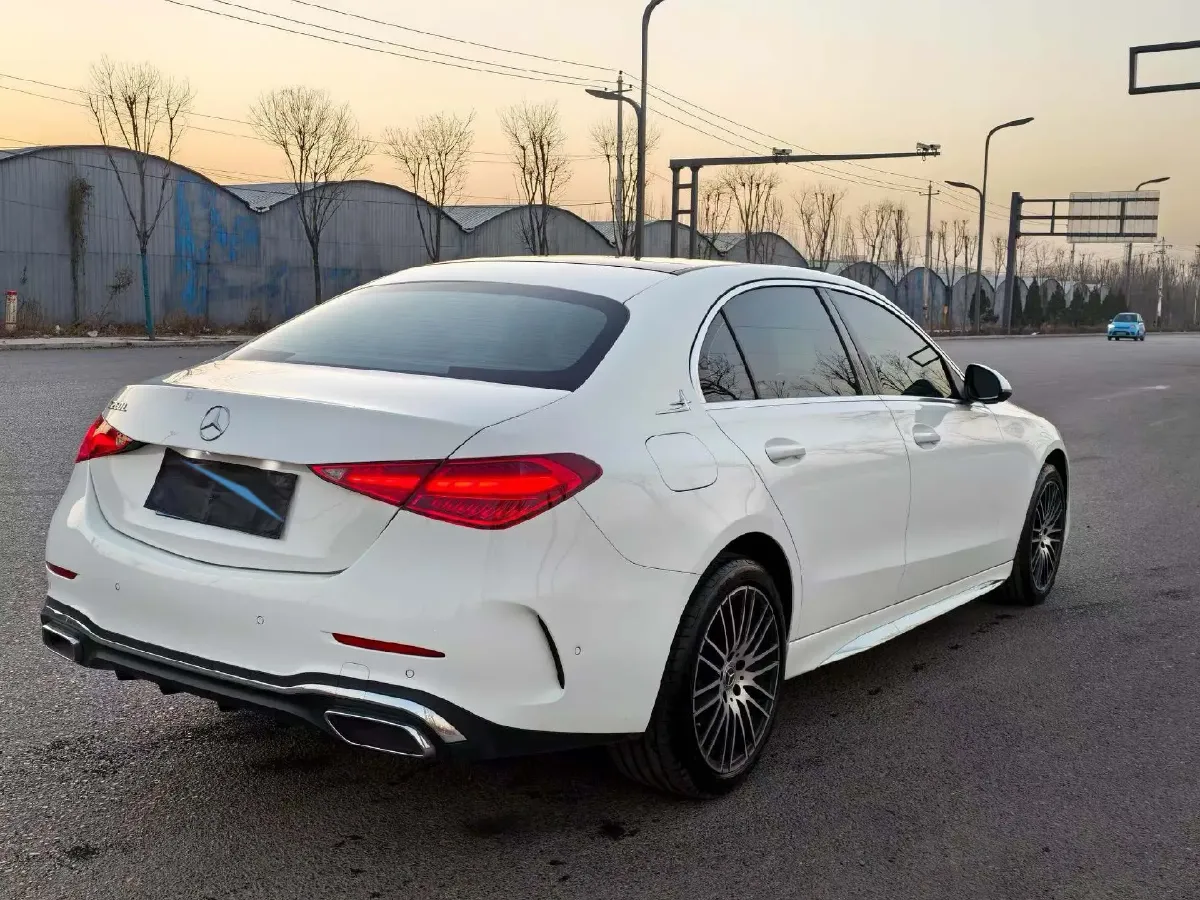 2025 Mercedes-Benz C Class 1.5T 204HP L4 9AT,autocango,china used car exporter,china ev exporter,chinese used car exporter,chinese used ev exporter