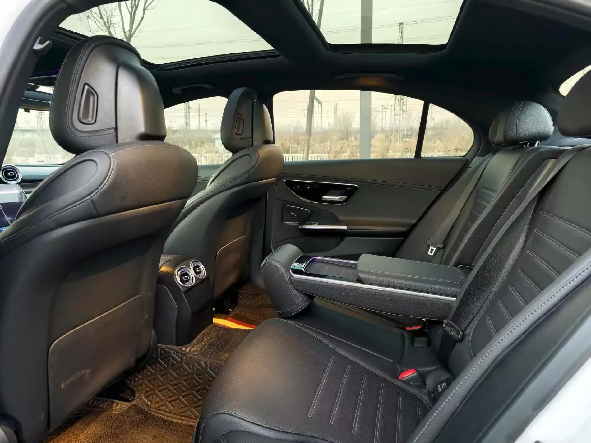 2025 Mercedes-Benz C Class 1.5T 204HP L4 9AT,autocango,china used car exporter,china ev exporter,chinese used car exporter,chinese used ev exporter