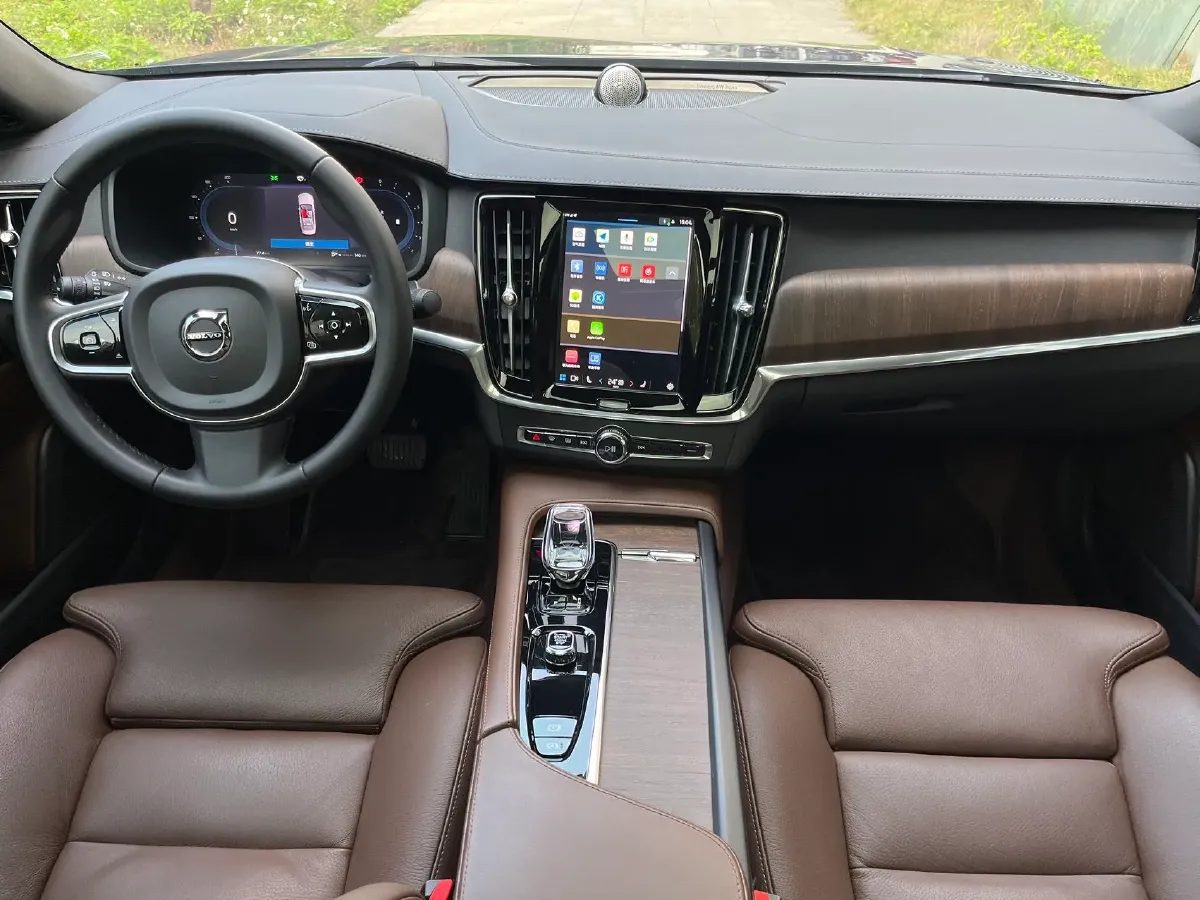 2024 Volvo S90 2.0T 250HP L4 8AT,autocango,china used car exporter,china ev exporter,chinese used car exporter,chinese used ev exporter