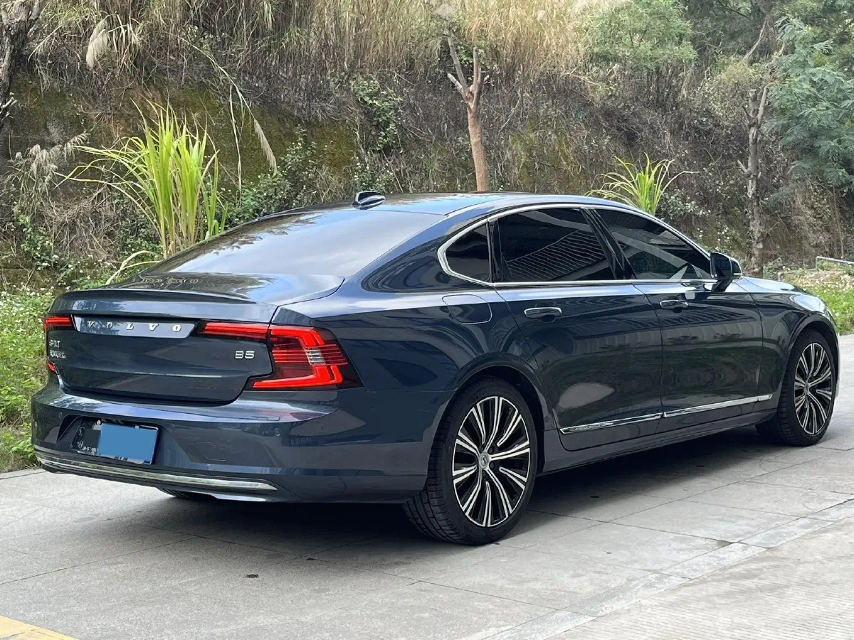 2024 Volvo S90 2.0T 250HP L4 8AT,autocango,china used car exporter,china ev exporter,chinese used car exporter,chinese used ev exporter
