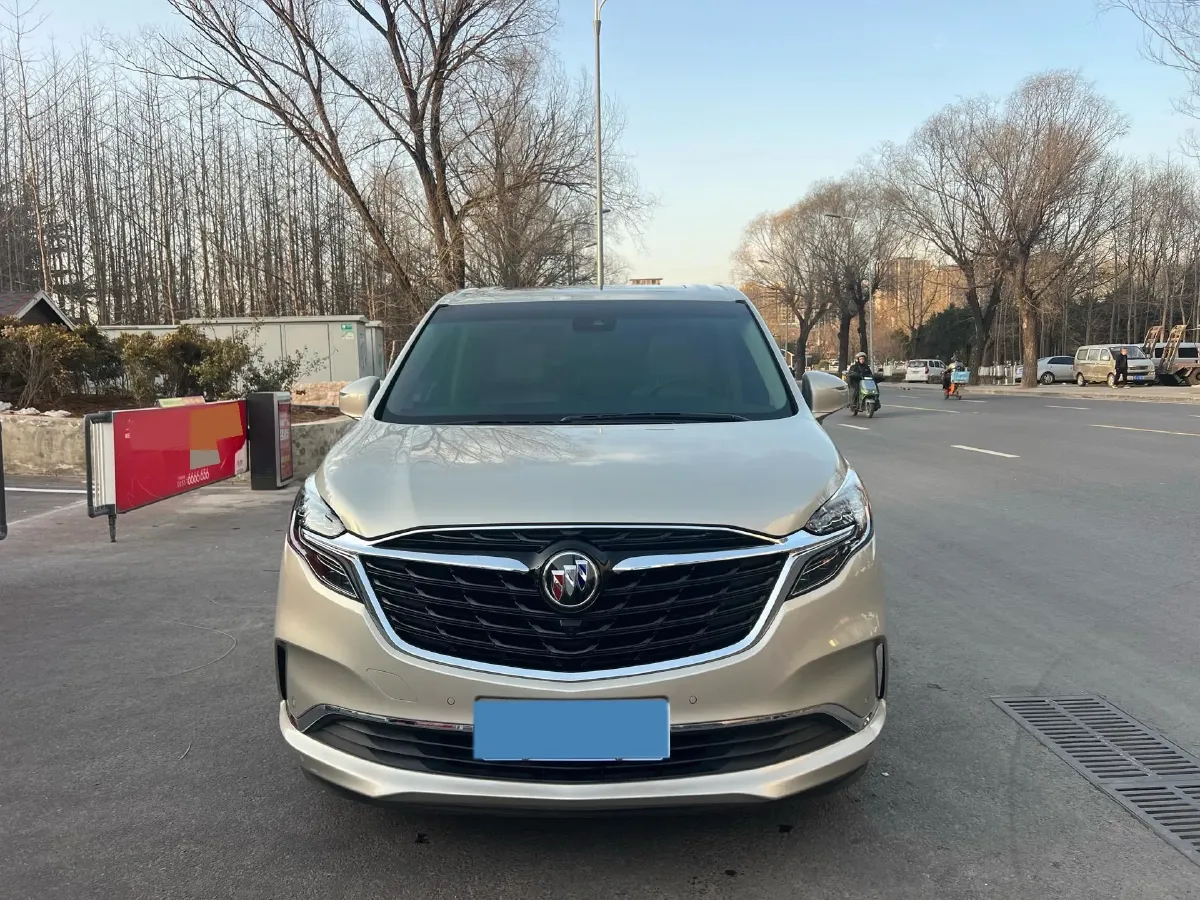 2022 Buick GL8 2.0T 237HP L4 9AT,autocango,china used car exporter,china ev exporter,chinese used car exporter,chinese used ev exporter