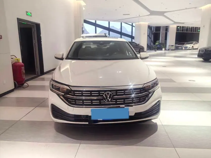 2023 Volkswagen Sagitar 1.2T 116HP L4 7DCT,autocango,china used car exporter,china ev exporter,chinese used car exporter,chinese used ev exporter