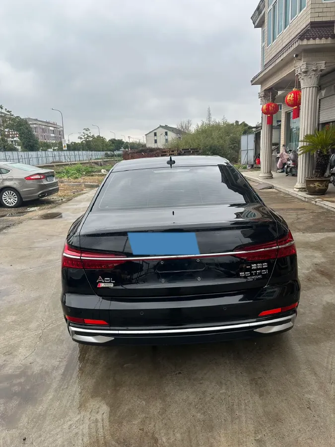 2023 Audi A6L 2.0T 245HP L4 7DCT,autocango,china used car exporter,china ev exporter,chinese used car exporter,chinese used ev exporter