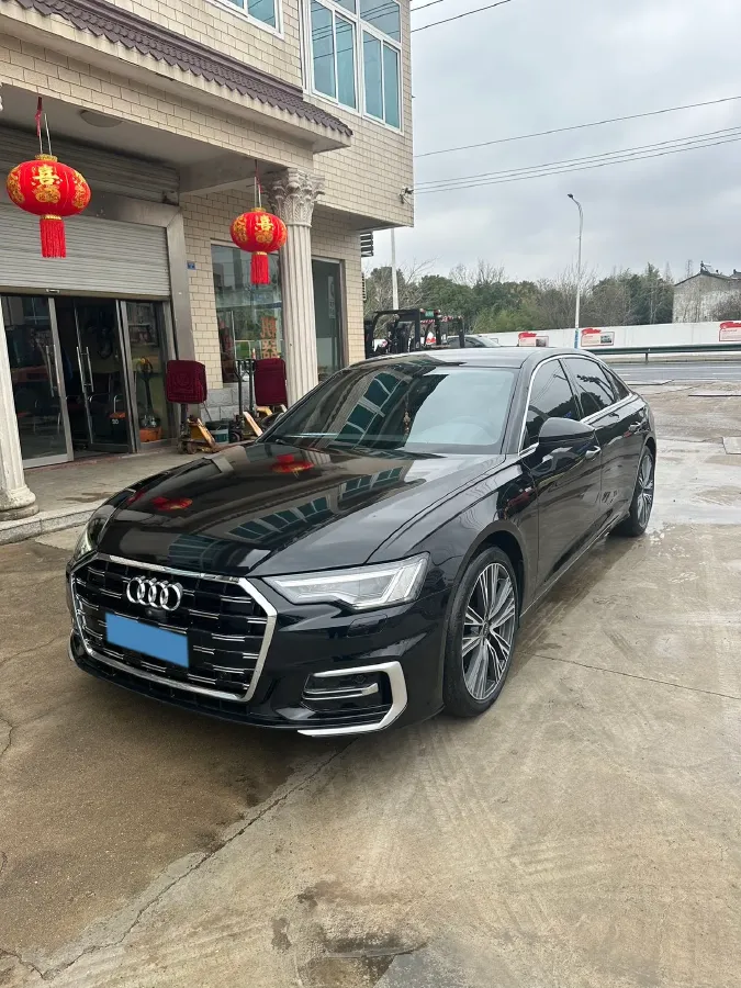 2023 Audi A6L 2.0T 245HP L4 7DCT,autocango,china used car exporter,china ev exporter,chinese used car exporter,chinese used ev exporter