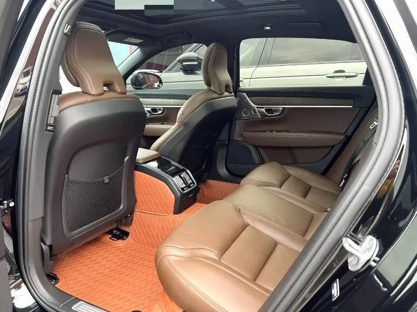 2024 Volvo S90 2.0T 250HP L4 8AT,autocango,china used car exporter,china ev exporter,chinese used car exporter,chinese used ev exporter